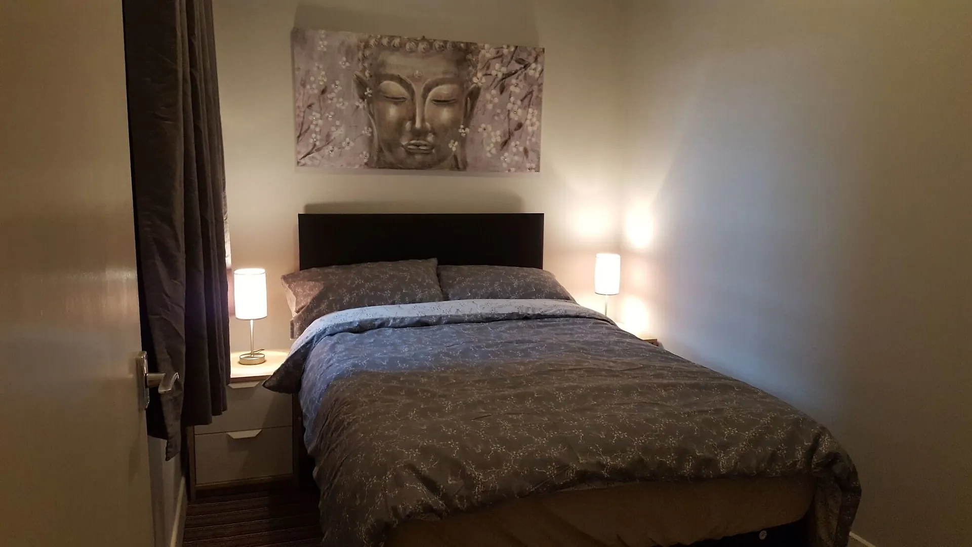 Castleton Gardens Apartments Белфаст