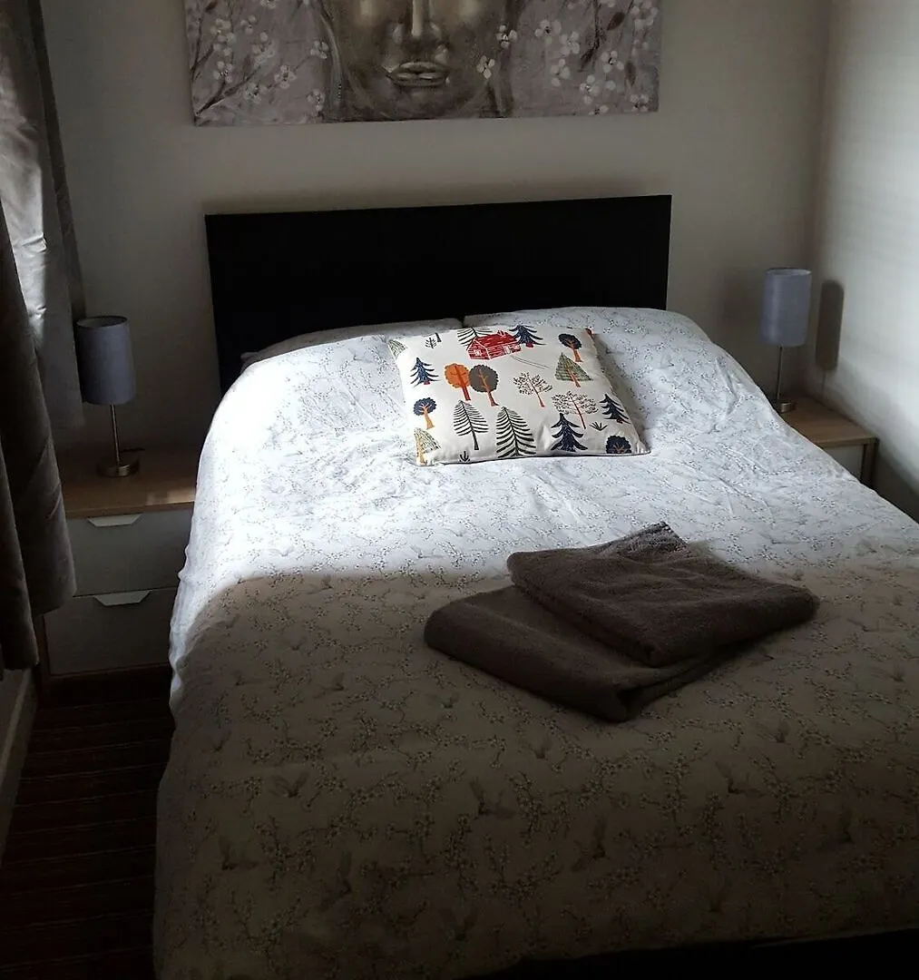 Castleton Gardens Apartments Белфаст Великобритания